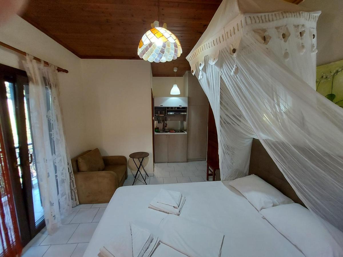 ليغيا Mavra Studios المظهر الخارجي الصورة
